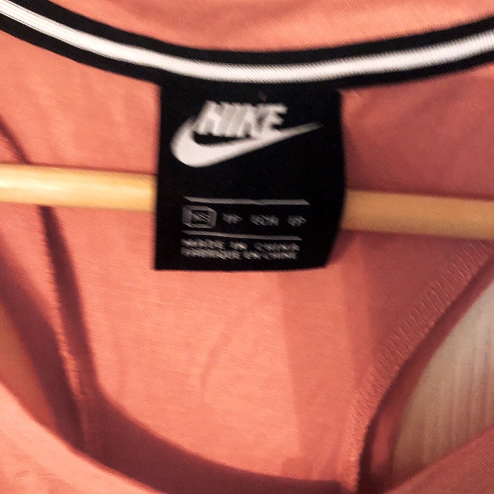 Nike. Razor back workout tank. Size small. - Picture 3 of 4